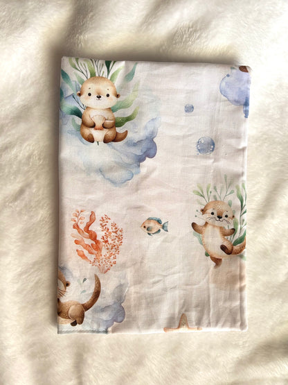 Protège carnet de santé Loutre