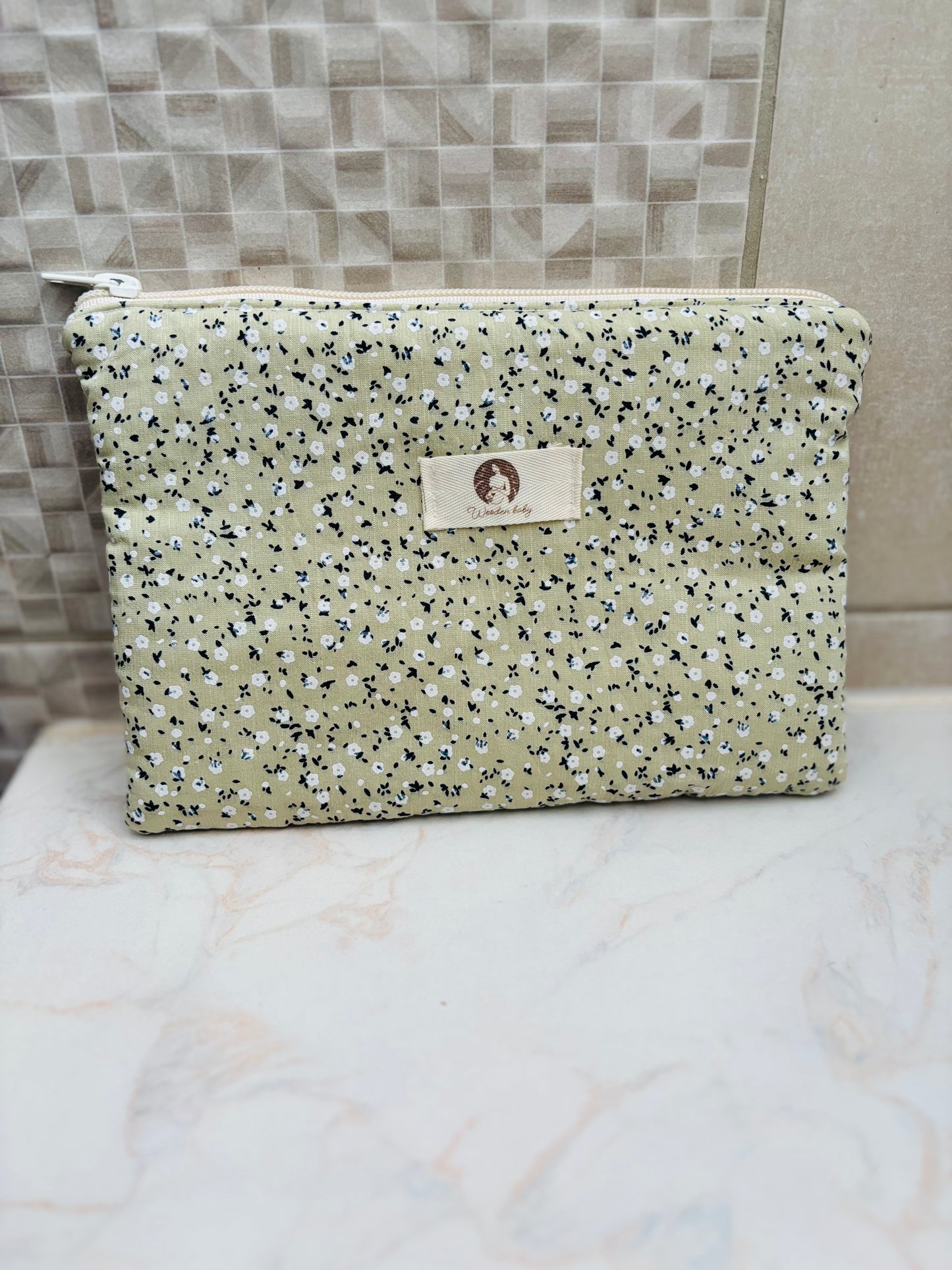 Pochette Fleurie verte